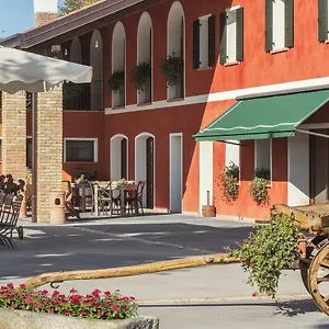https://ca-ciaran.hotelinveneto.com